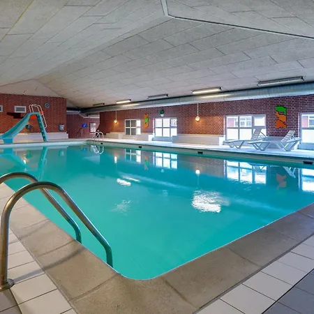 Auti - 2-3km From The Sea By Interhome