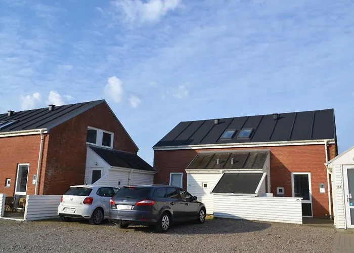 Auti - 2-3km From The Sea By Interhome *